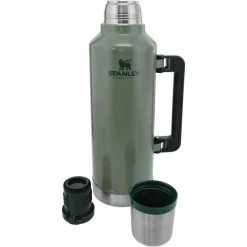 Stanley Classic Water Bottle 2,3l green -Insulated bottles Shop stanley classic water bottle 23l green 4
